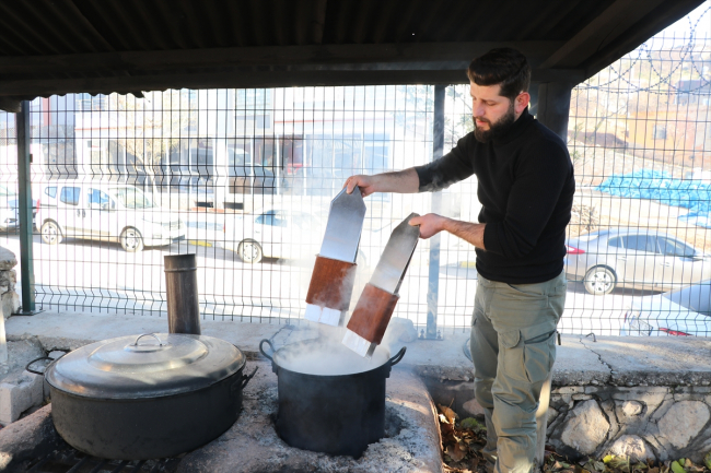 Siirt'in "şal şepik" kumaşı dünyaya açılmak için destek bekliyor